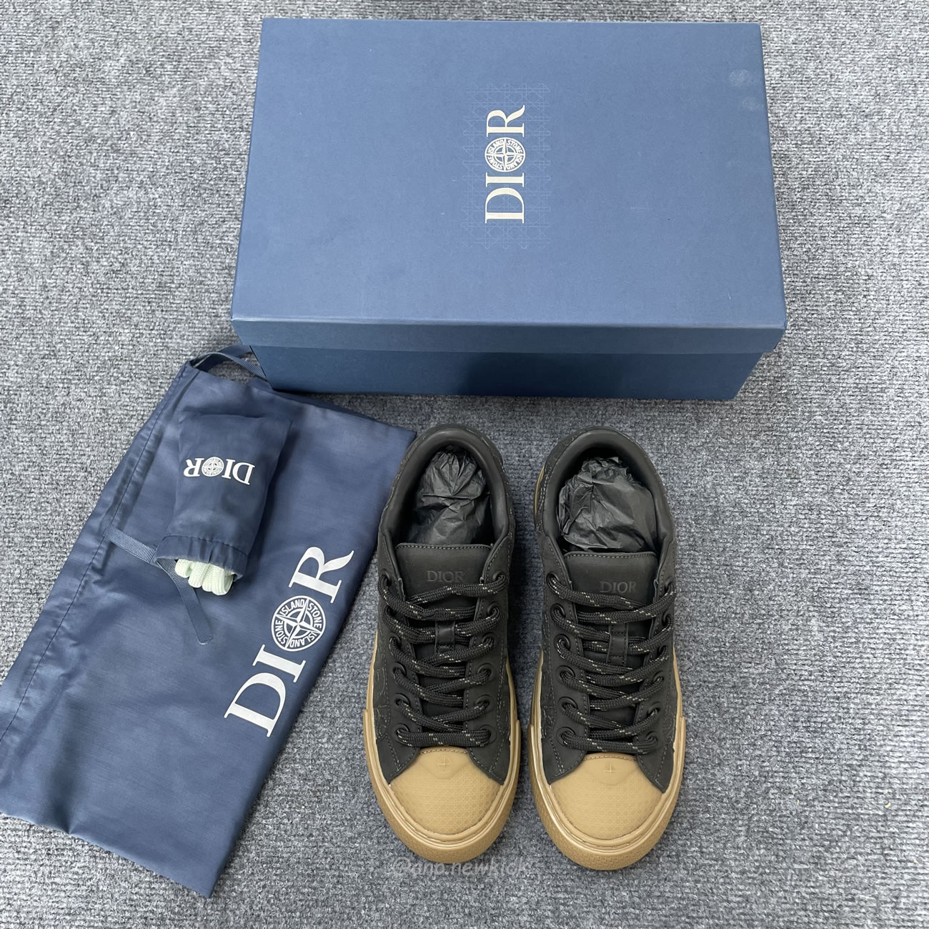 Dior X Stone Island B33 2024 Sneaker (6) - newkick.vip